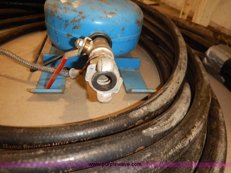 image for item BO9914 Pencil Hog hoses and oiler