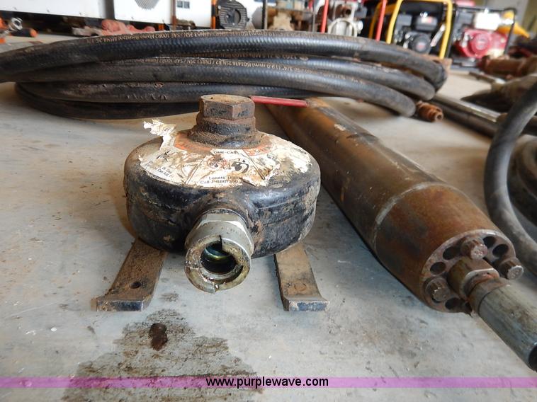 image for item BO9921 Pencil Hog unit