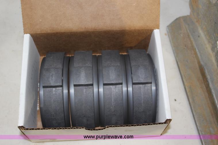 image for item BQ9450 McElroy No 14 Pitbull fusion machine