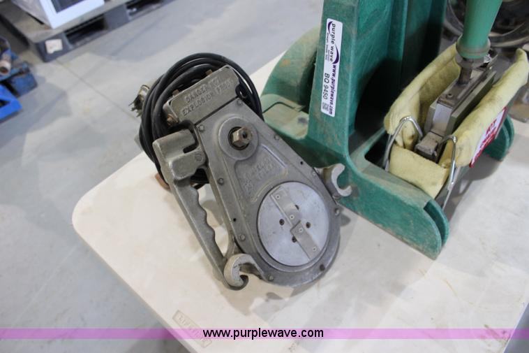 image for item BQ9450 McElroy No 14 Pitbull fusion machine