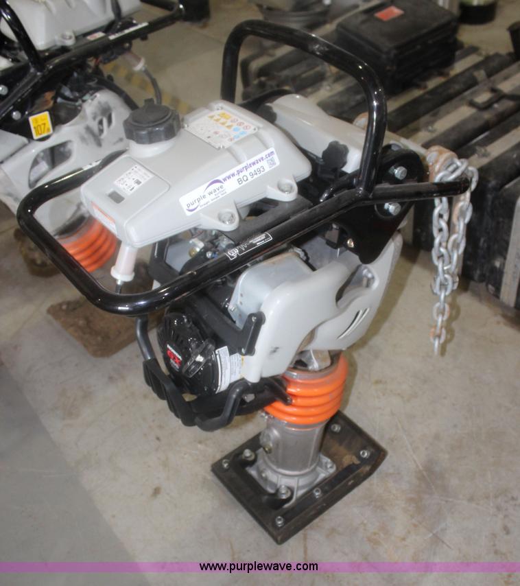 image for item BQ9493 Multiquip Mikasa MTX60HD plate compactor