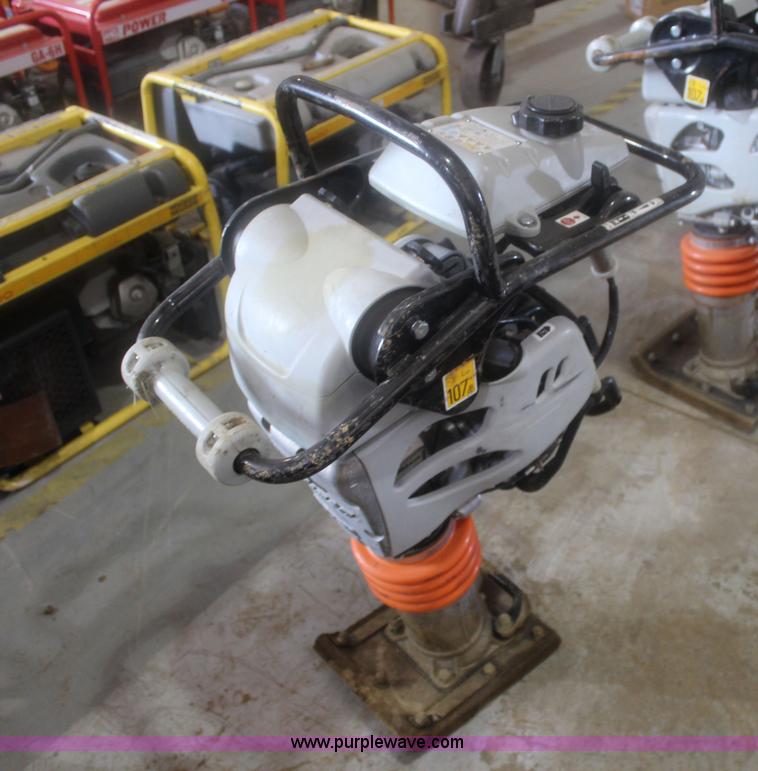 image for item BQ9495 Multiquip Mikasa MTX60HD plate compactor