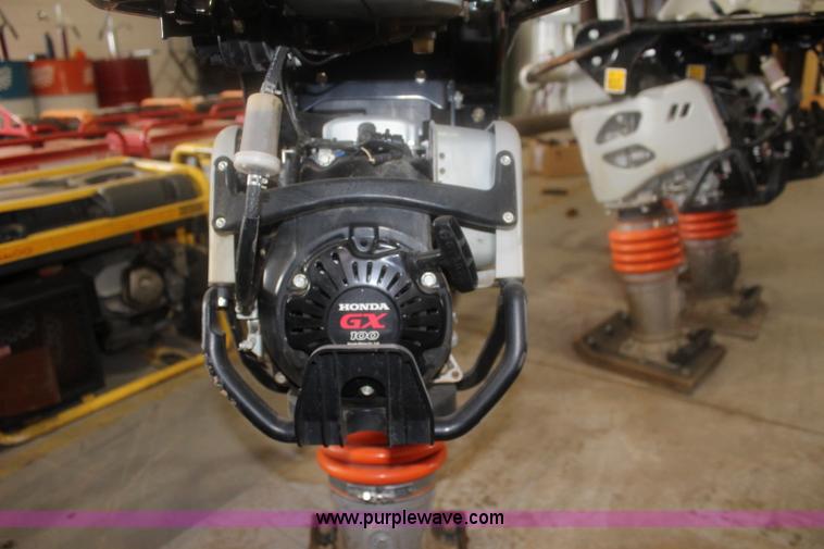 image for item BQ9495 Multiquip Mikasa MTX60HD plate compactor