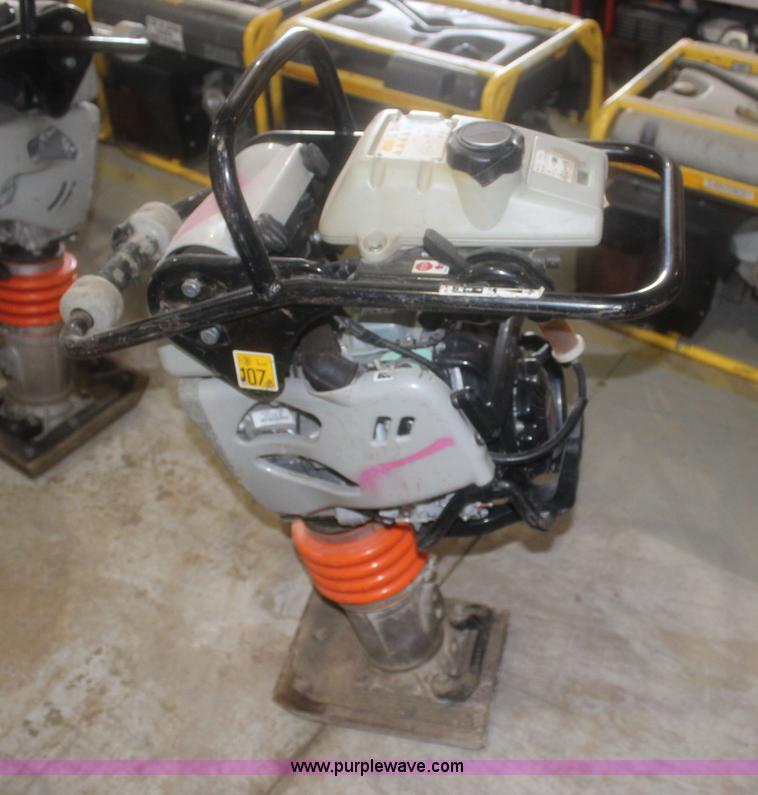 image for item BQ9497 Multiquip Mikasa MTX60HD plate compactor