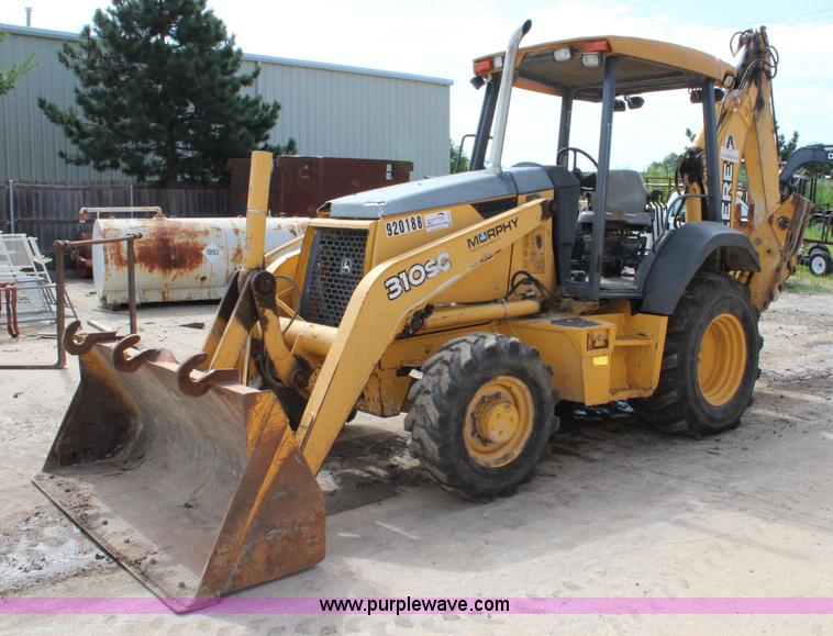 image for item J5851 2006 John Deere 310SG backhoe