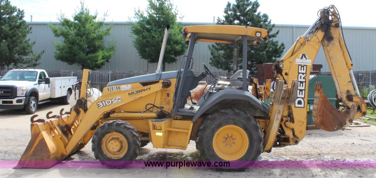 image for item J5851 2006 John Deere 310SG backhoe