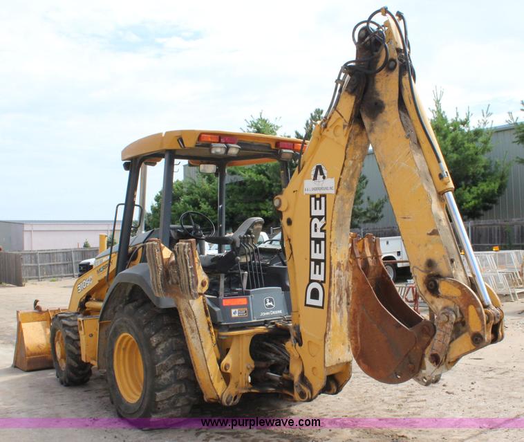 image for item J5851 2006 John Deere 310SG backhoe