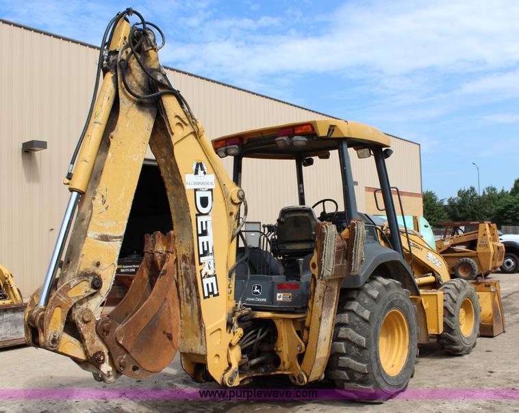 image for item J5851 2006 John Deere 310SG backhoe