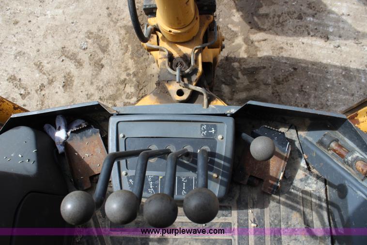 image for item J5851 2006 John Deere 310SG backhoe