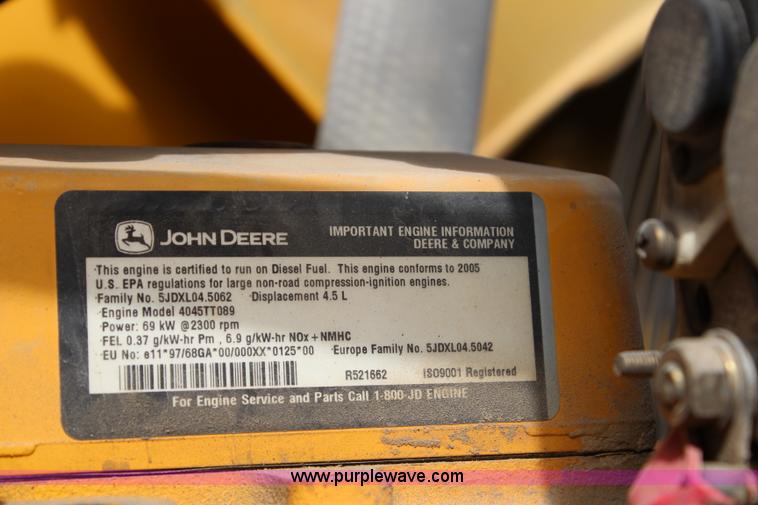 image for item J5851 2006 John Deere 310SG backhoe