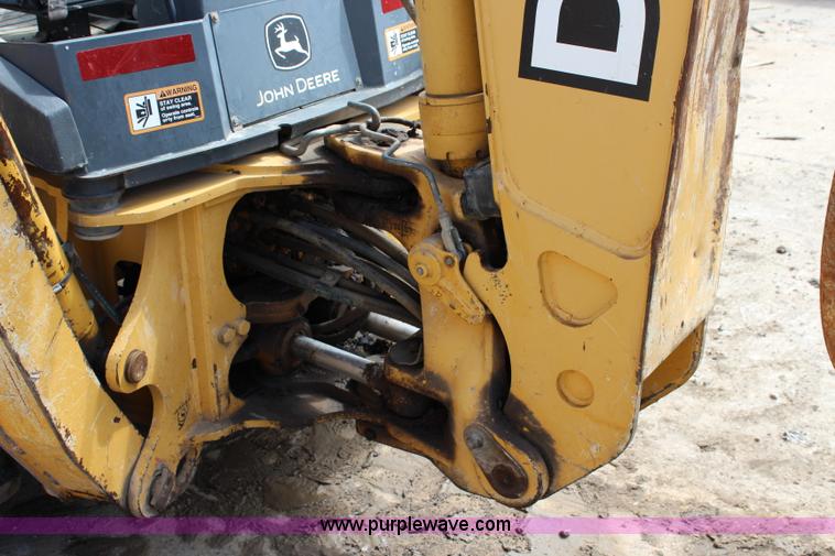 image for item J5851 2006 John Deere 310SG backhoe