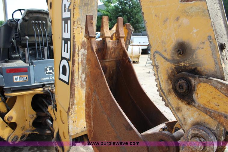 image for item J5851 2006 John Deere 310SG backhoe