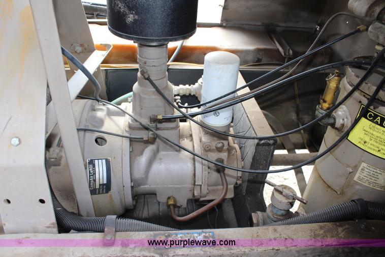 image for item J5852 1998 Leroi 185 air compressor