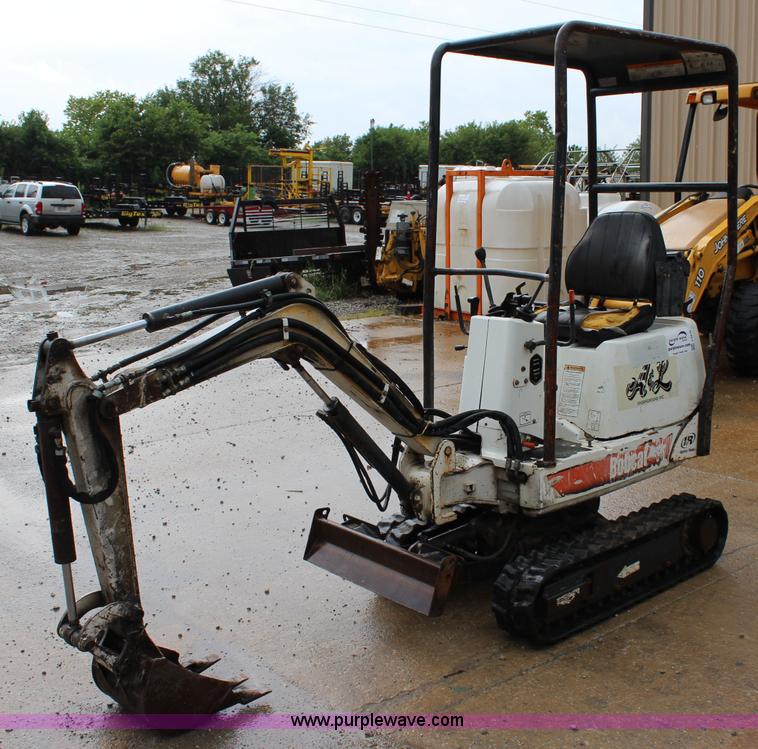 image for item J5915 2003 Bobcat 316 compact excavator
