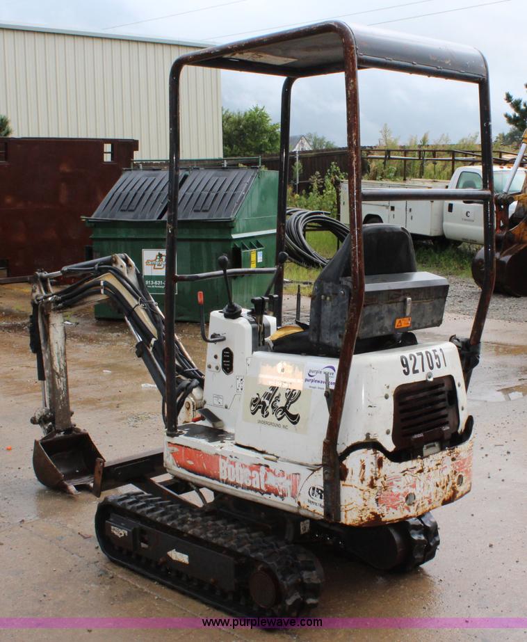 image for item J5915 2003 Bobcat 316 compact excavator