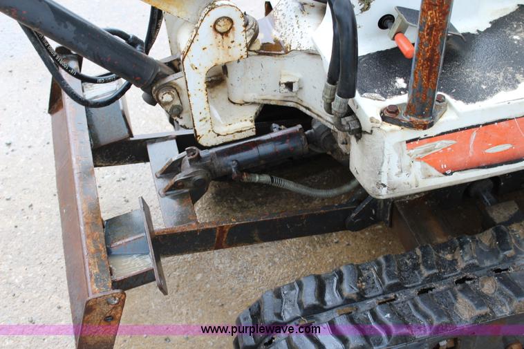 image for item J5915 2003 Bobcat 316 compact excavator