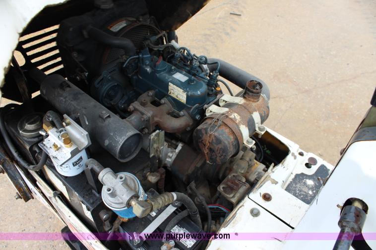 image for item J5915 2003 Bobcat 316 compact excavator