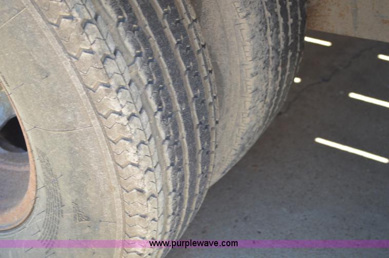 image for item J5920 1997 Holden TD020 equipment trailer