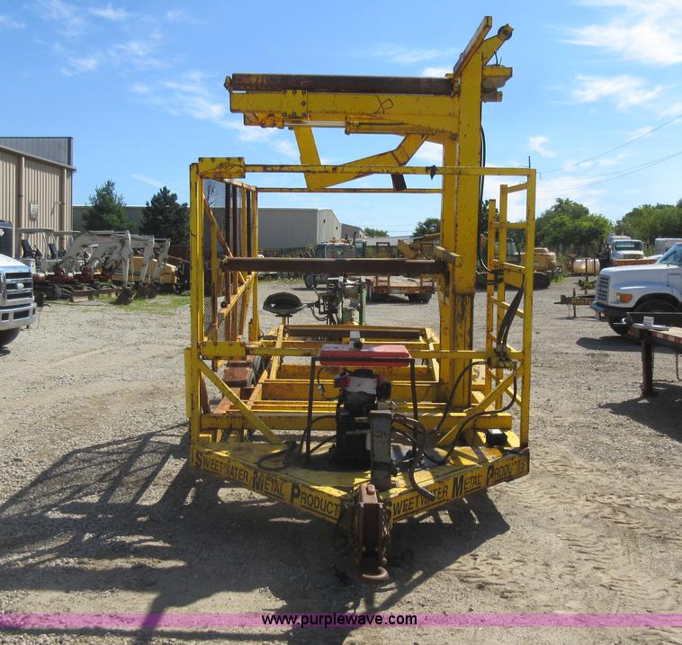 image for item J5921 Sweetwater Metal Products line tamer trailer