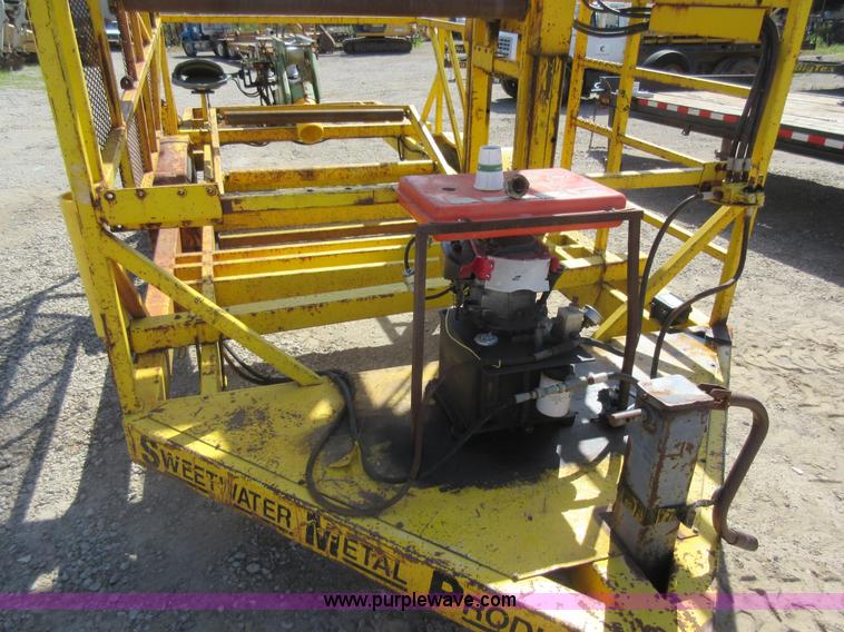 image for item J5921 Sweetwater Metal Products line tamer trailer