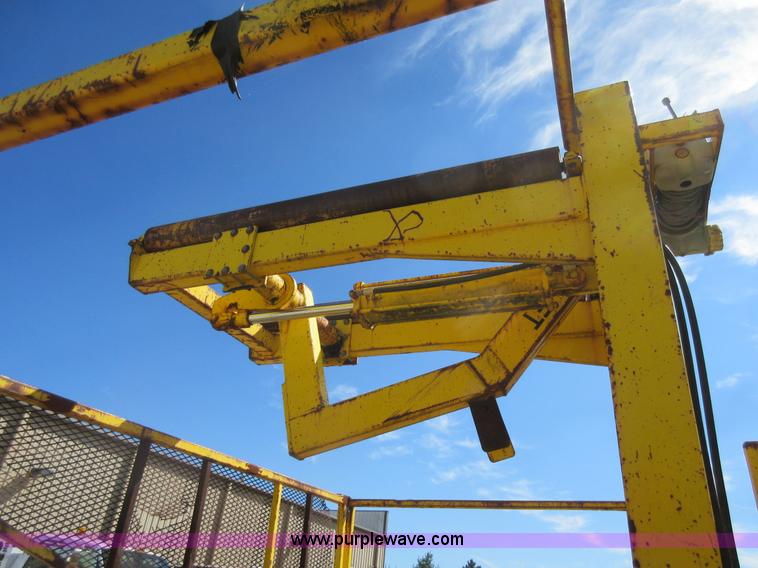 image for item J5921 Sweetwater Metal Products line tamer trailer