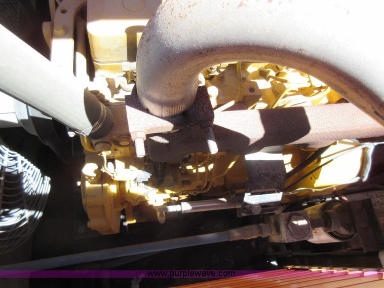 image for item J5924 2006 Emerson utility trailer with air compressor