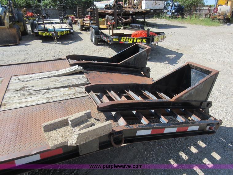 image for item J5929 1989 Holden equipment trailer