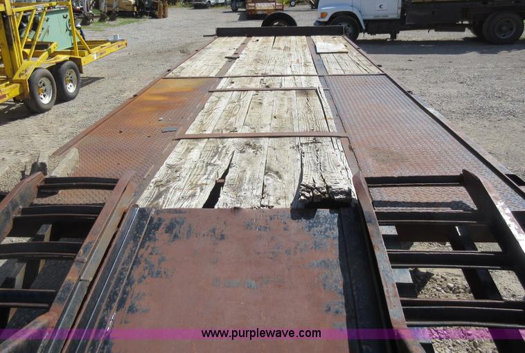 image for item J5929 1989 Holden equipment trailer