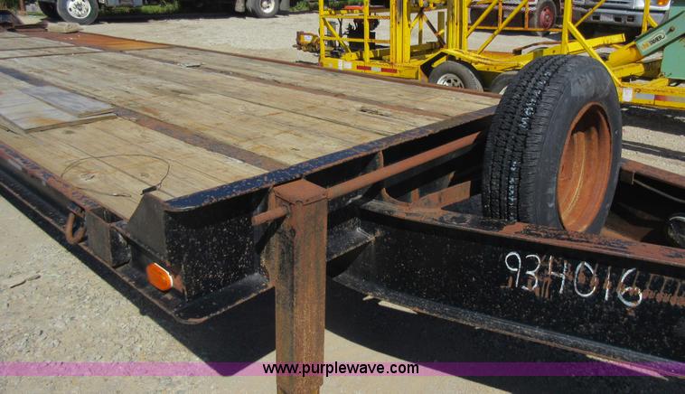 image for item J5929 1989 Holden equipment trailer