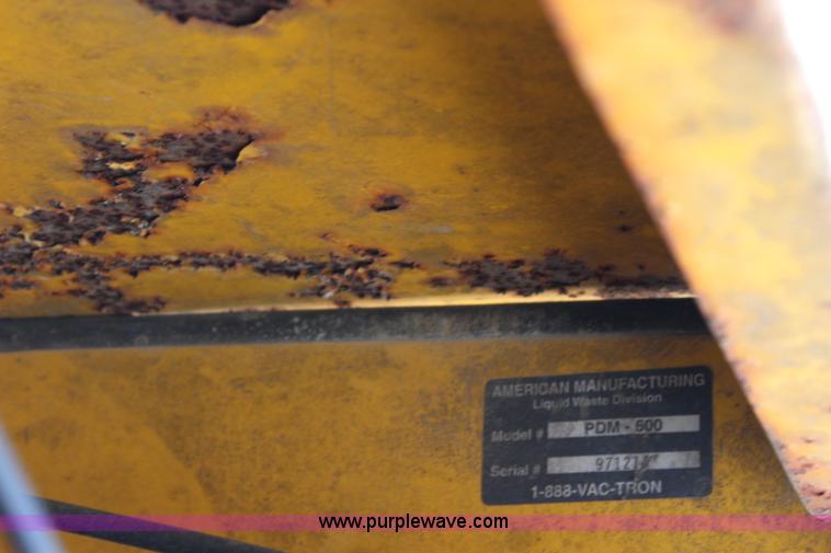 image for item J5932 1998 Vactron vacuum trailer