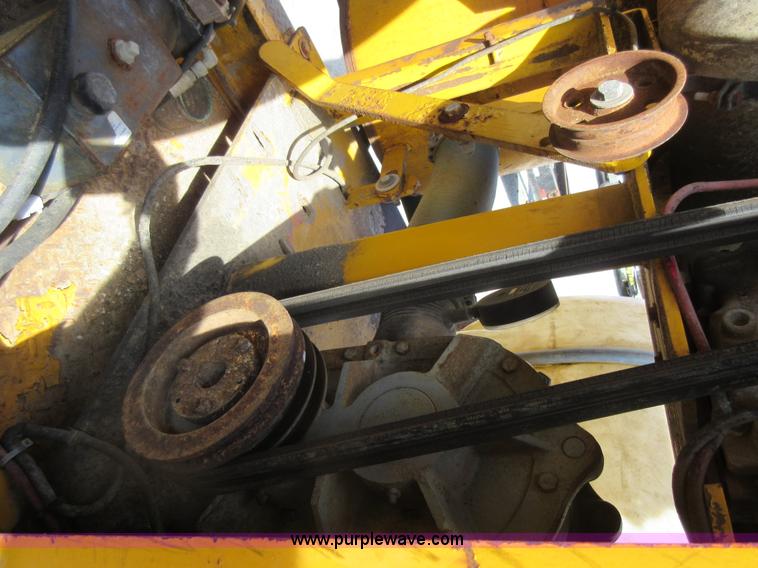 image for item J5933 1998 Vactron PDM500 vacuum trailer