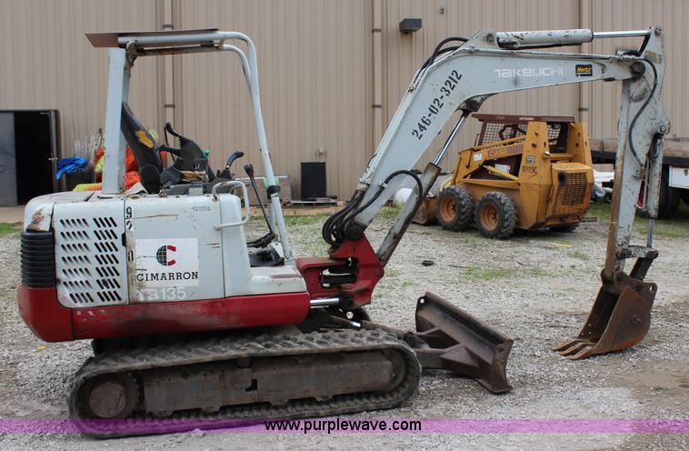 image for item J5935 2002 Takeuchi TB135 compact excavator