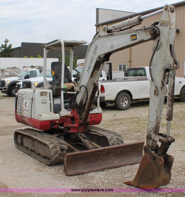 image for item J5935 2002 Takeuchi TB135 compact excavator