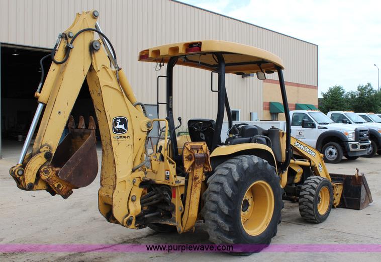 image for item J5936 2002 John Deere 110 backhoe