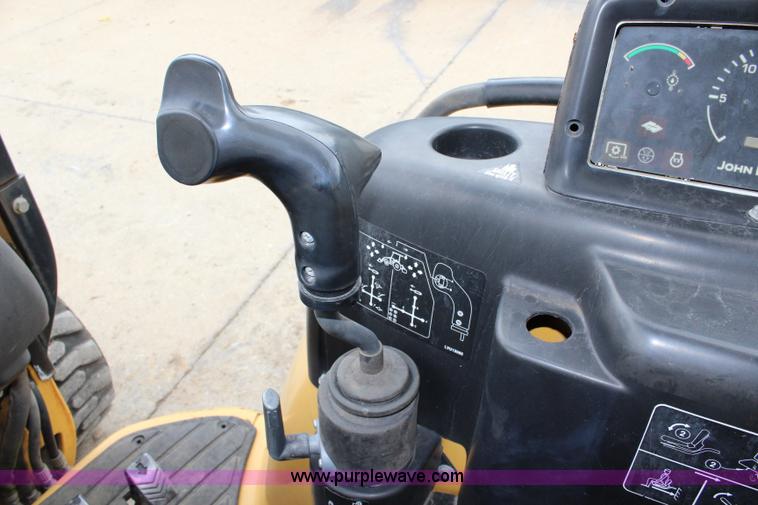 image for item J5936 2002 John Deere 110 backhoe