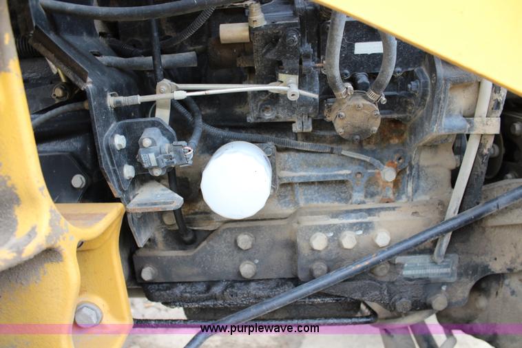 image for item J5936 2002 John Deere 110 backhoe