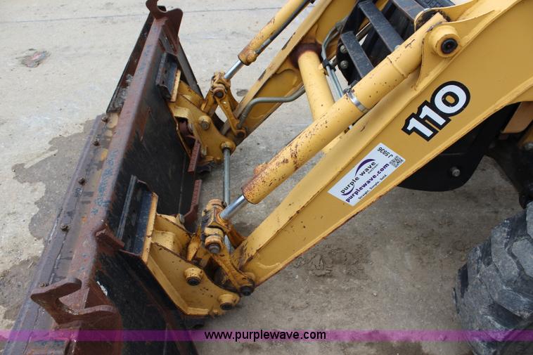 image for item J5936 2002 John Deere 110 backhoe