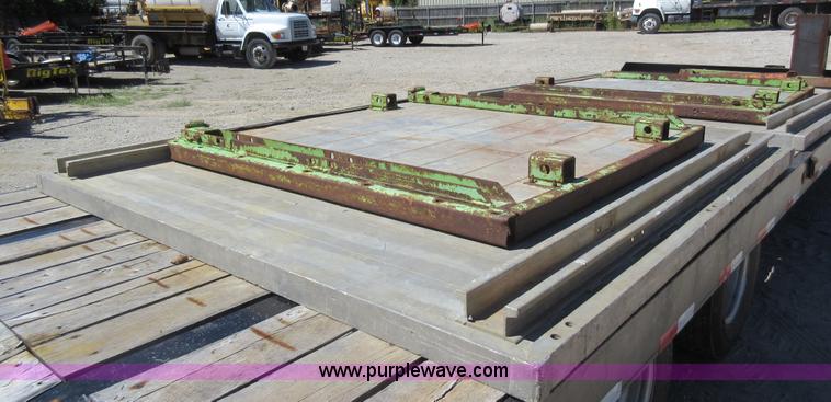 image for item J8640 (2) trench boxes