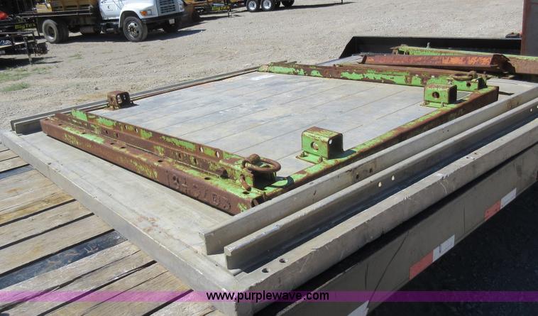 image for item J8640 (2) trench boxes