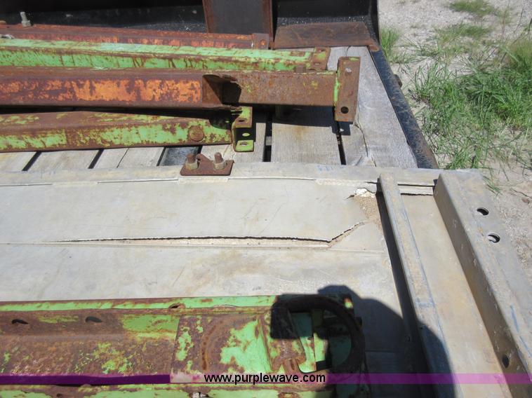 image for item J8640 (2) trench boxes