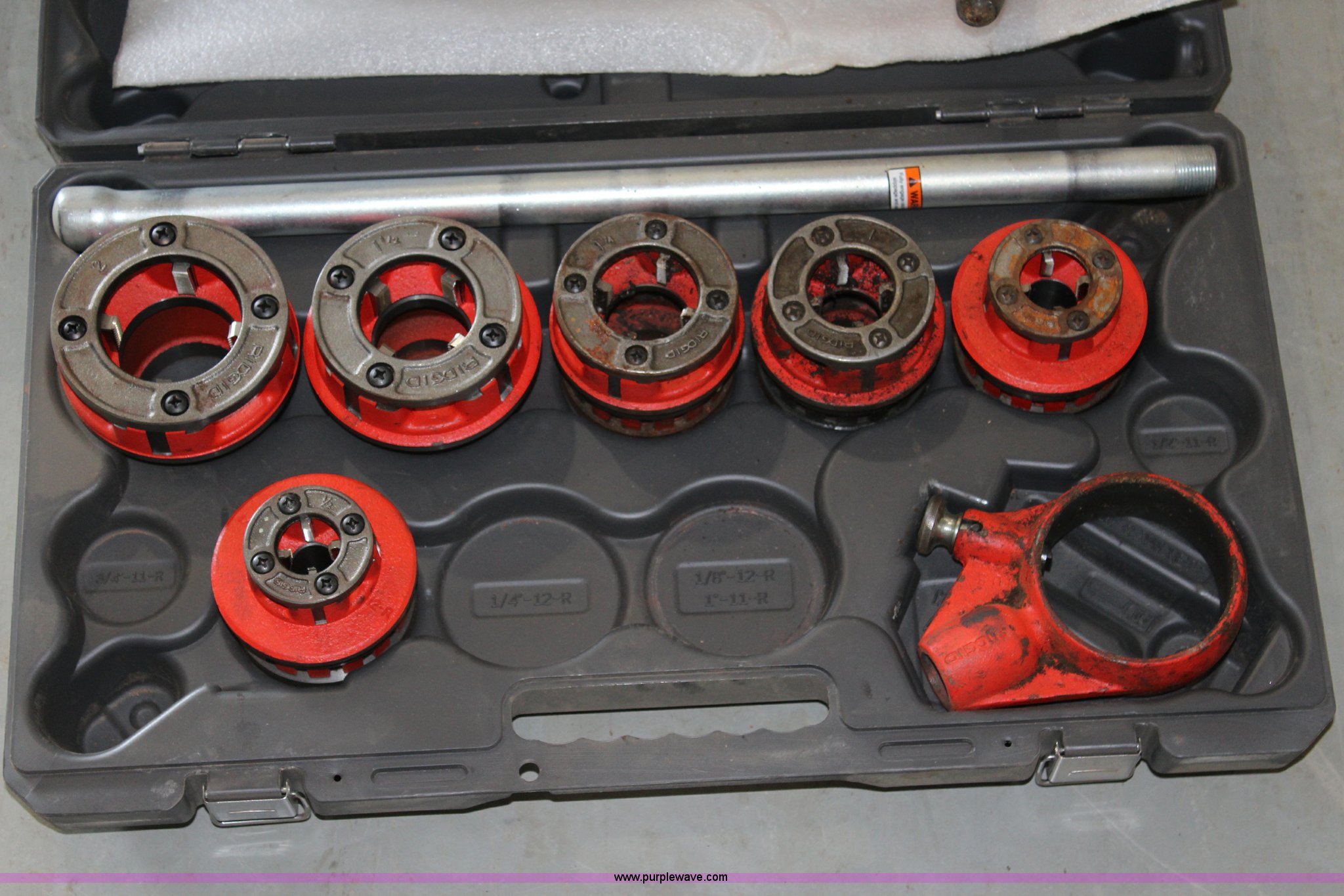 Ridgid threader set with pipe reamer in Olathe, KS | Item BQ9311 sold ...