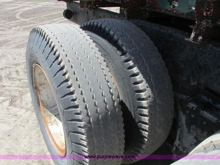 image for item A8833 1958 International 190 truck with live bottom bed