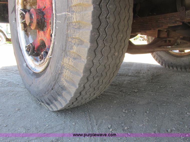 image for item A8833 1958 International 190 truck with live bottom bed