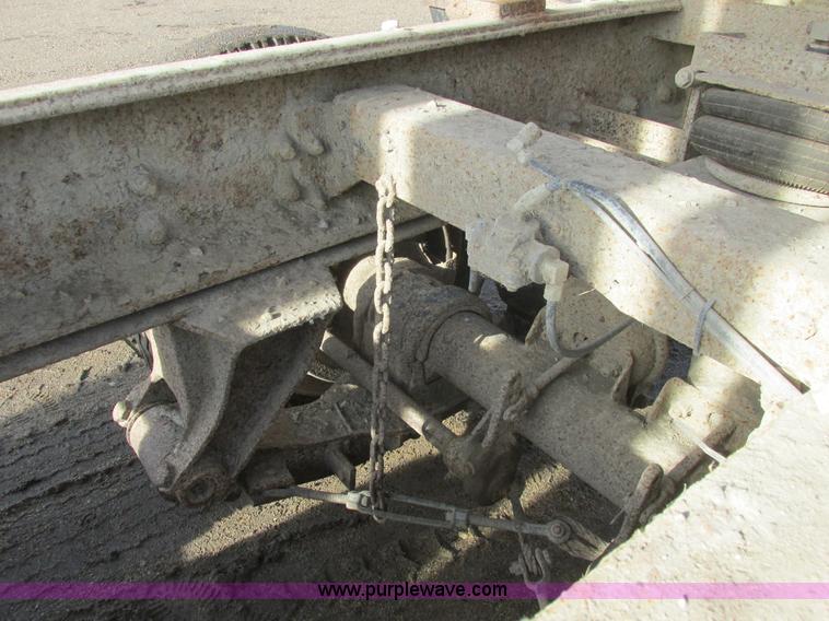 image for item A8837 1978 International Transtar II grain truck