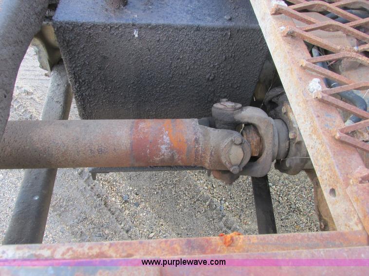 image for item A8837 1978 International Transtar II grain truck