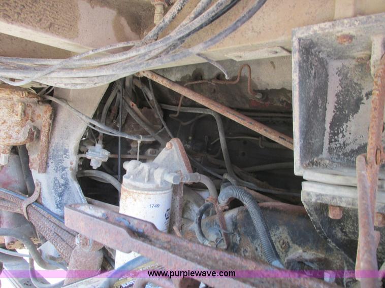 image for item A8837 1978 International Transtar II grain truck