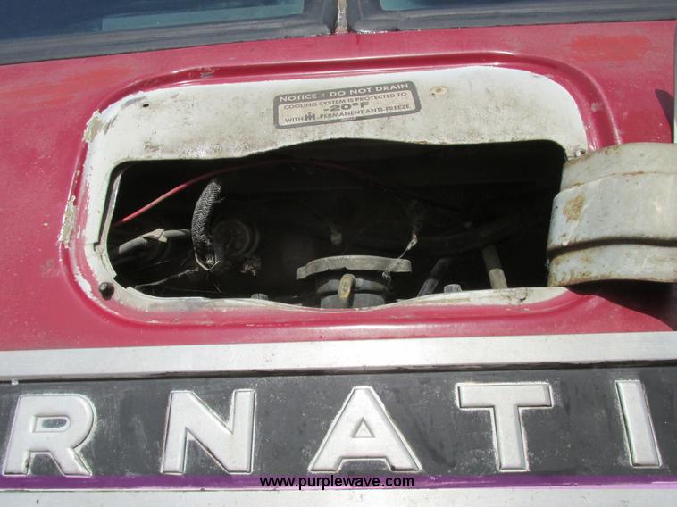 image for item A8837 1978 International Transtar II grain truck