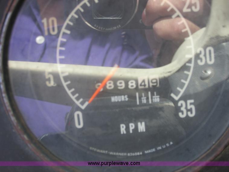 image for item A8837 1978 International Transtar II grain truck