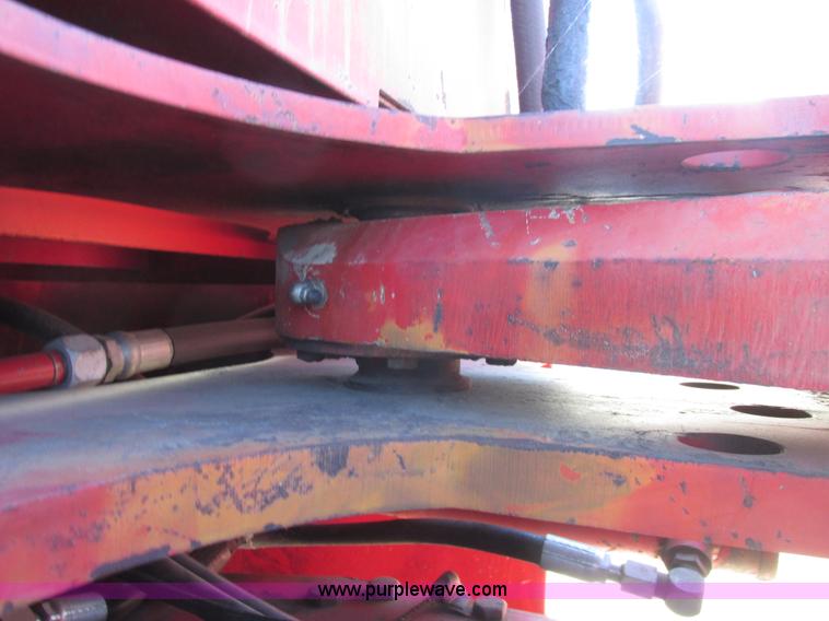 image for item A8847 1976 International 4568 4WD tractor