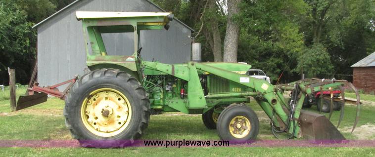 image for item H4510 1969 John Deere 4020 row crop tractor